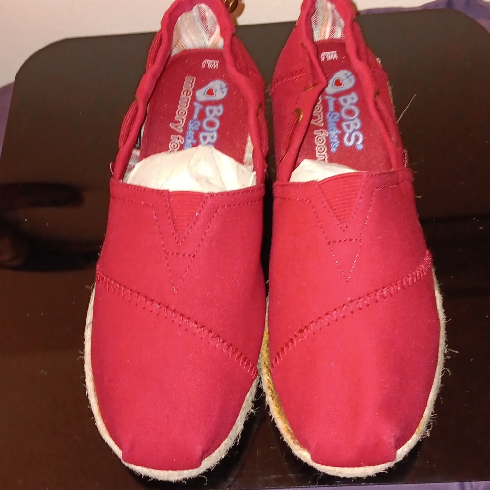 BOB CASUAL SLIP-ONS